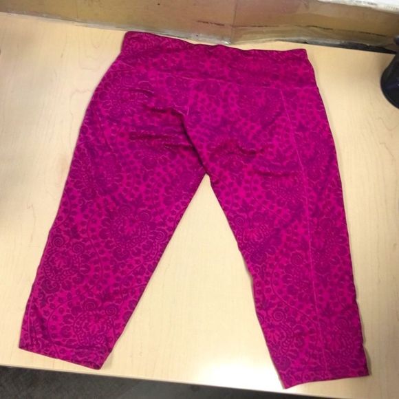 Women’s Athletic Kappa Women’s Legging Capris size XS Extra Small - Picture 6 of 6